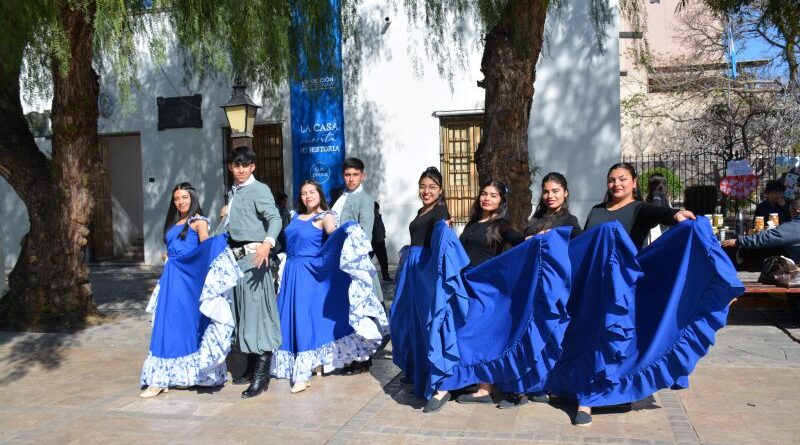 Serenata por el 272° Aniversario de la Fundación del Departamento Iglesia de San Juan