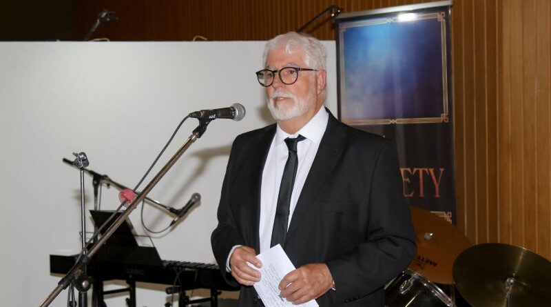 Exposición “Yo Caricare” de Hugo Vinzio Rosselot para disfrutar en Familia en San Juan
