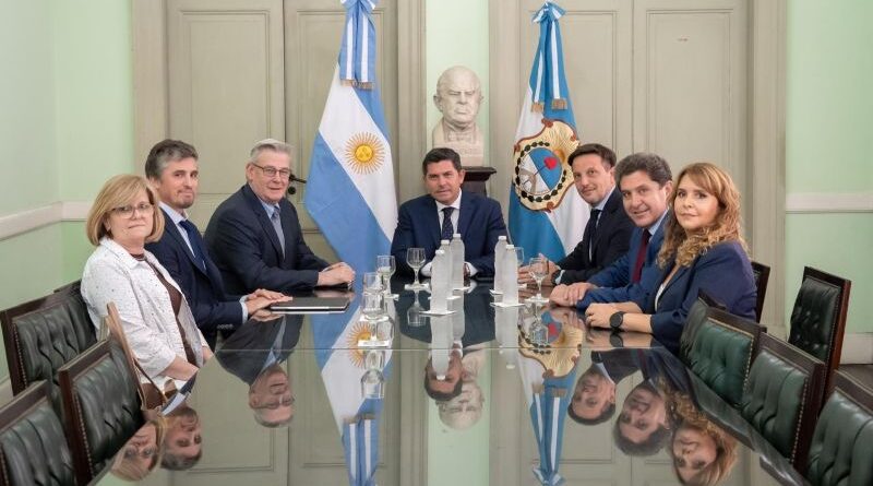 Máximas autoridades de la empresa Vicuña en Argentina se reunieron con el Gobernador de San Juan, Dr. Marcelo Orrego