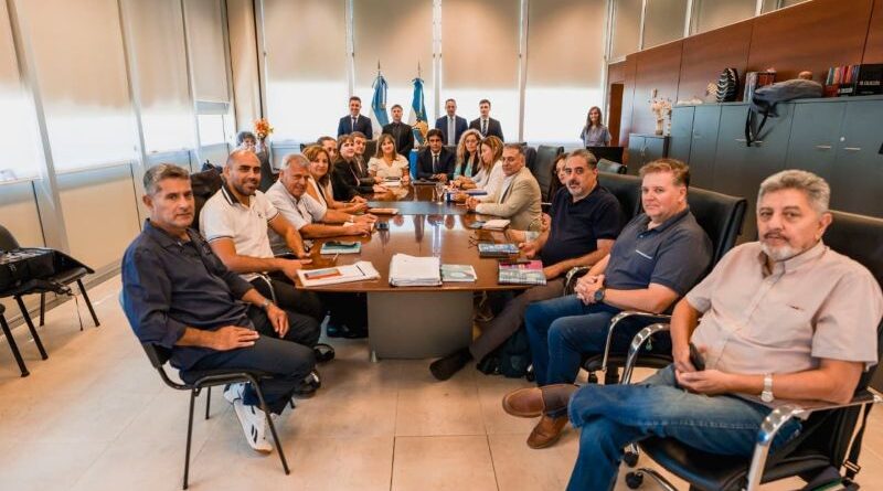 Presenta una nueva propuesta salarial docente el Gobierno de San Juan