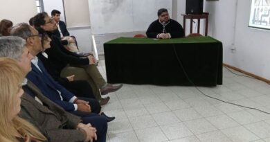 «Sobre las consecuencias para el país más débil en el conflicto, las pérdidas materiales de Irán en la guerra han estado rozando el 60 % de su PBI anual»