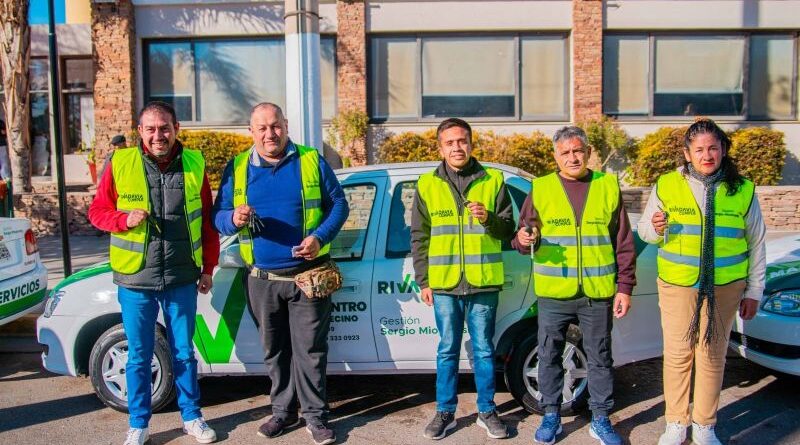 Más unidades móviles restauradas con fondos municipales para los vecinos de Rivadavia 