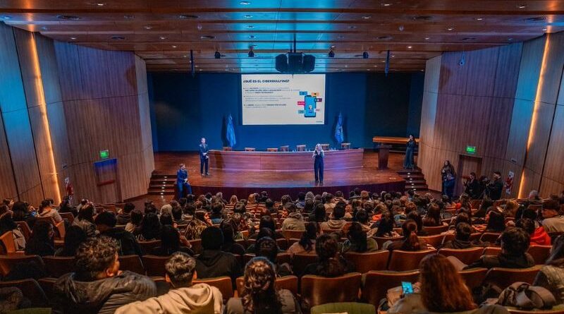 Programa integral de prevención del grooming en San Juan