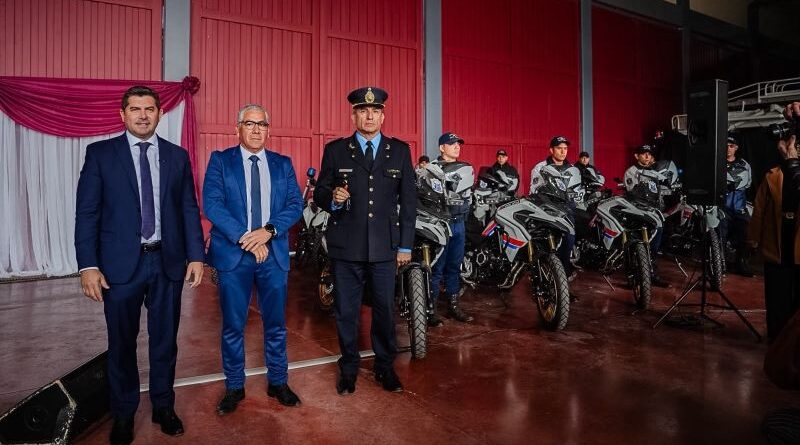Se entregaron 36 motos, entre otras acciones a la Policía de San Juan para fortalecer la seguridad de la Población
