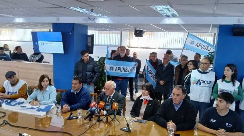 300 días sin cumplir la Ley de Financiamiento a Universidades Nacionales
