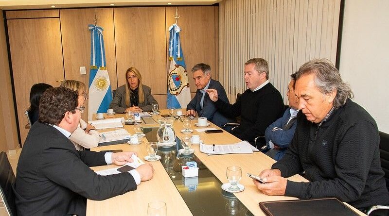 Continúa la reunión de la Comisión de Desarrollo Humano y Laboral de la Cámara de Diputados de San Juan
