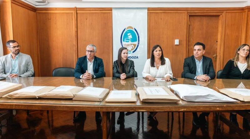 Apertura de sobres para construir el Centro de Control Unificado entre San Juan y Mendoza